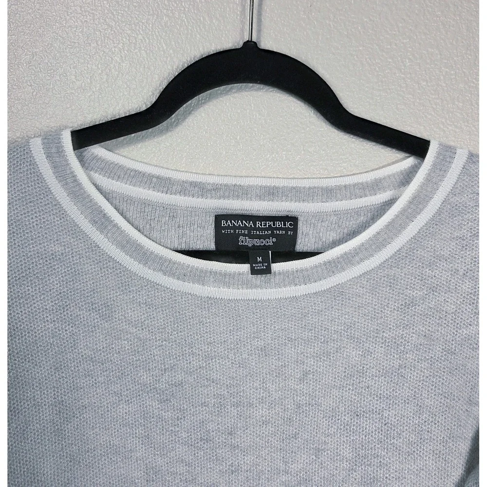 Banana Republic Filpucci Italian Yarn Sweater Gray White Trim‎ Size M